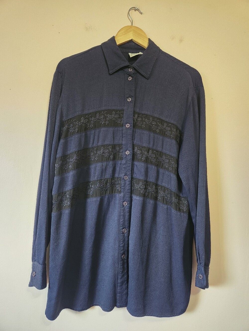 Vintage Johnny Was Collection Navy Embroidered Tunic Blouse Shirt Size L Boho